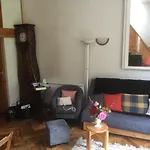 Typique,chaleureux Et Pratique 아파트
