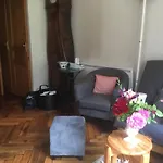 Typique,chaleureux Et Pratique