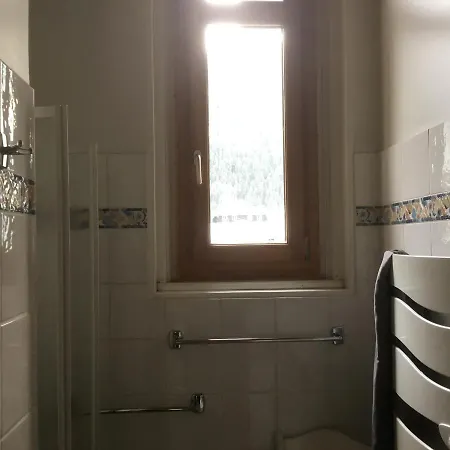 Typique,chaleureux Et Pratique Apartment