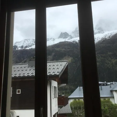 Typique,chaleureux Et Pratique Apartment Chamonix