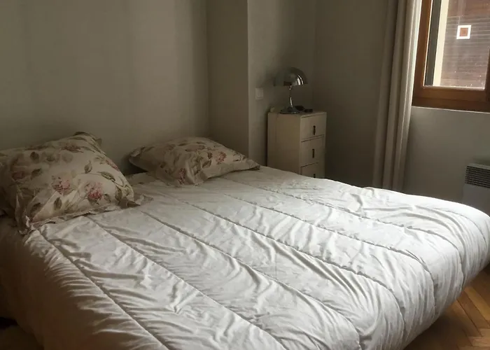 Typique,chaleureux Et Pratique Appartement *